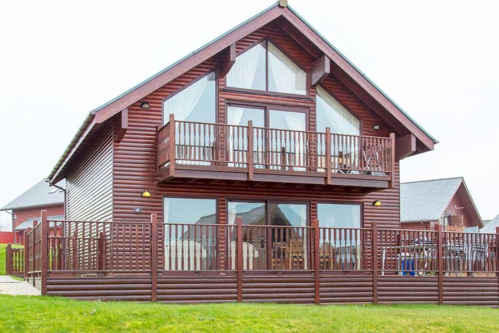 Retallack Resort 4 Bedroom Lodge - Hot Tub For Hire On Request -Pool & Spa Padstow Exteriör bild