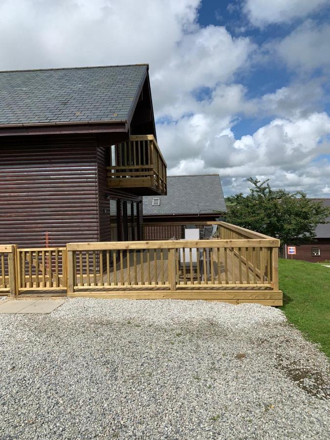 Retallack Resort 4 Bedroom Lodge - Hot Tub For Hire On Request -Pool & Spa Padstow Exteriör bild
